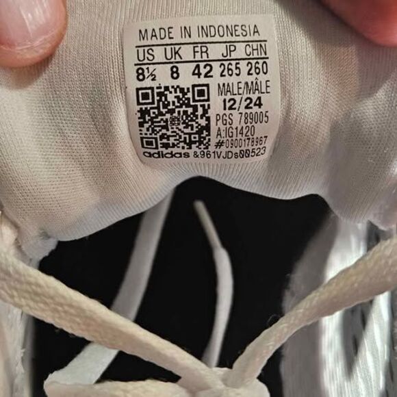 Adidas Response Super M IG1420 White/Black Men’s 8.5 – Brand New in Box - Picture 7 of 7